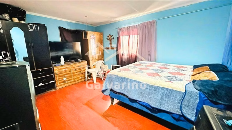 Casa en venta de 6 dorm. en Renca
