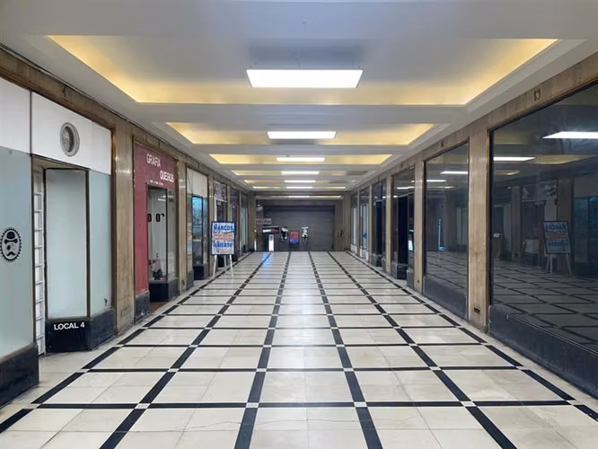 Local bien arrendado en venta en Santiago Centro