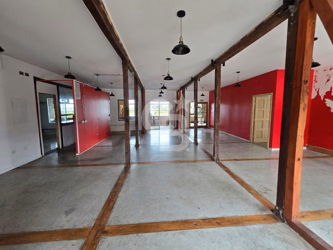 Espacio Comercial 340m² Sector la Fábrica