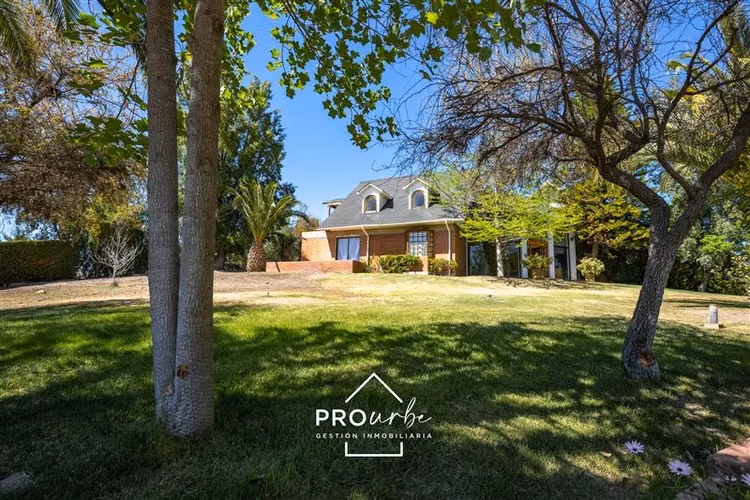 Casa en venta en Curacaví