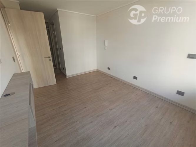 Se vende luminoso departamento de 2D2B en plan de viña