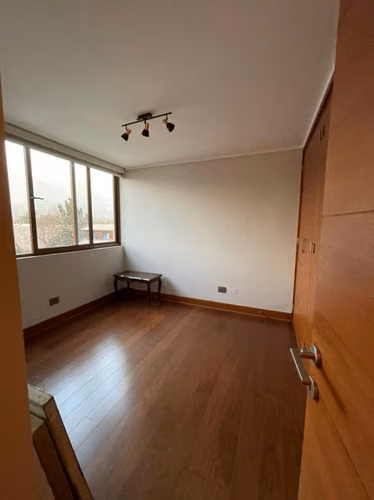SE VENDE LOS DOMINICOS  AMPLIO DEPTO. (162270)