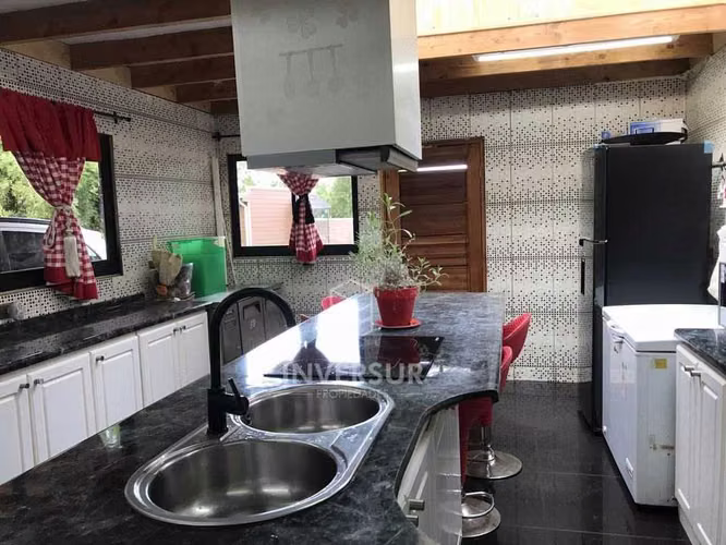 ESPECTACULAR PROPIEDAD EN BOSQUE VALDIVIANO (162285)