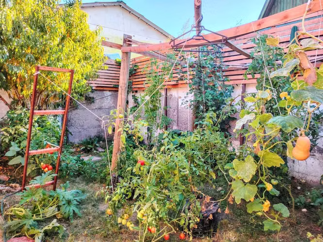 Casa 2D/1B en villa cerrada (162292)