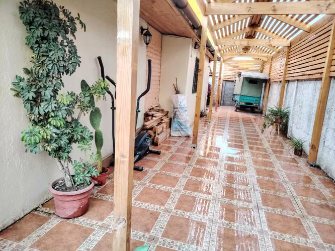 Casa 2D/1B en villa cerrada (162292)
