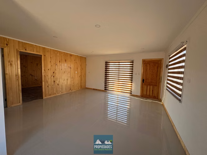 CASA EN LOS VILOS CON VISTA AL MAR