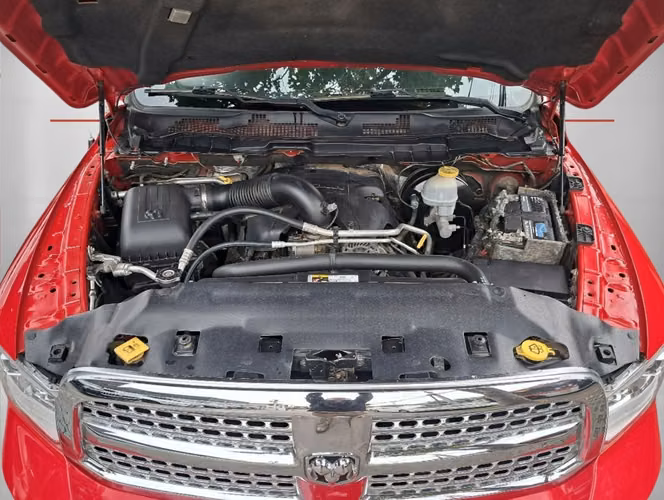 DODGE RAM 1500 4X4 LARAMIE 5.7 AUT 2017