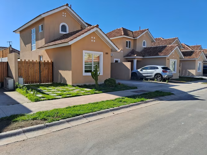 VENTA CASA EN SECTOR SAN JOAQUIN LA SERENA