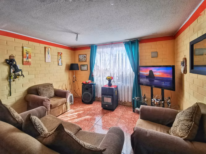 CASA EN VENTA 3D 1B ESTAC PATIO TECHADO  QUILICURA
