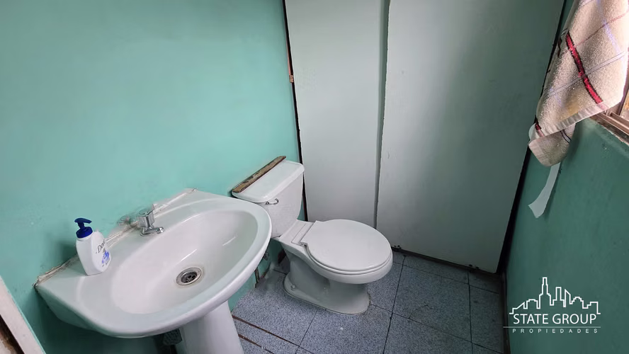 VENTA CASA CON LOCAL COMERCIAL 4HAB 3BA MAIPÚ
