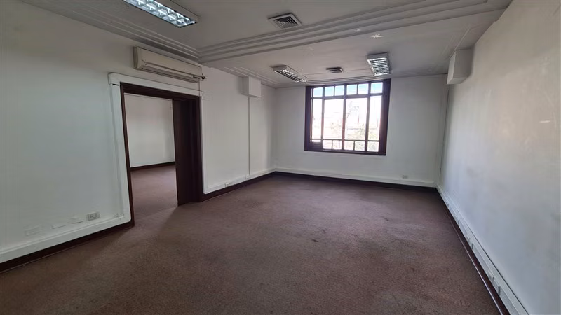 Oficina arriendo Santiago Plaza Constitución 350m2 duplex - Imagen 5
