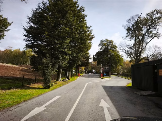 Casa en arriendo de 4 dorm. en Puerto Varas Cond las Bahías.