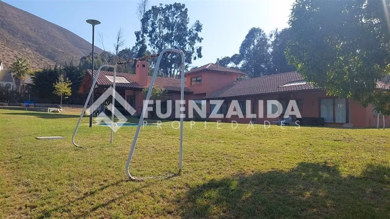 Casa en venta de 5 dorm. en La Serena