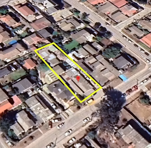 VENDE TERRENO CON CABAÑAS