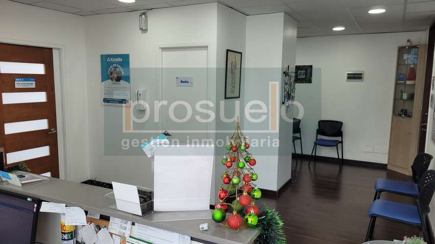 OPORTUNIDAD !!  200 MT2 EN MODERNO EDIFICIO DE OFICINAS - Imagen 11