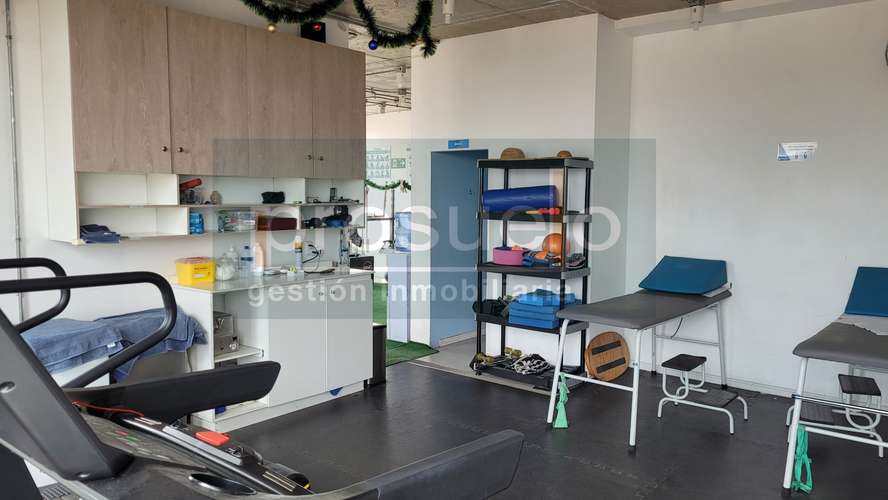 OPORTUNIDAD !!  200 MT2 EN MODERNO EDIFICIO DE OFICINAS - Imagen 20