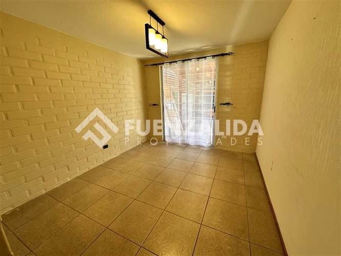 Casa en venta de 4 dorm. en Padre Hurtado