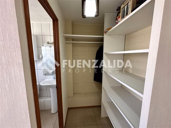 Casa en venta de 4 dorm. en Padre Hurtado