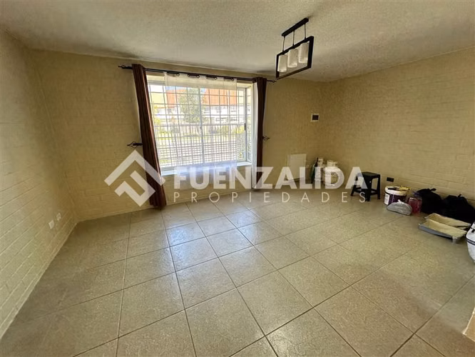 Casa en venta de 4 dorm. en Padre Hurtado