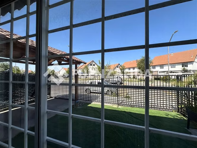 Casa en venta de 4 dorm. en Padre Hurtado