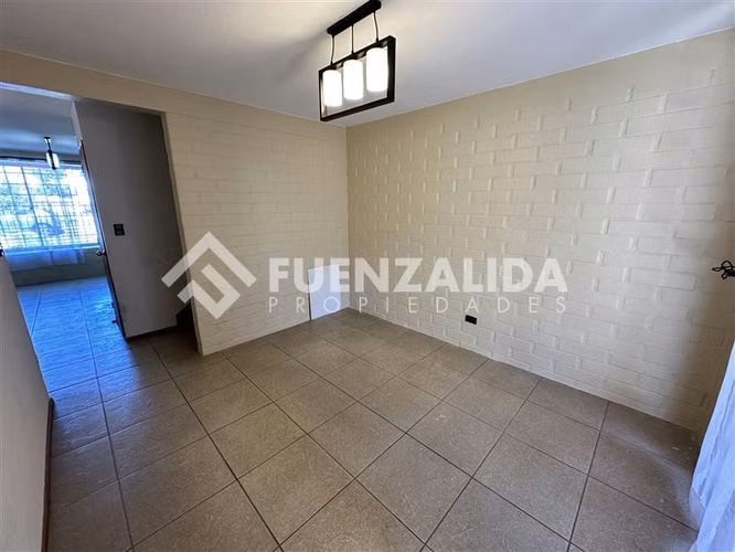 Casa en venta de 4 dorm. en Padre Hurtado