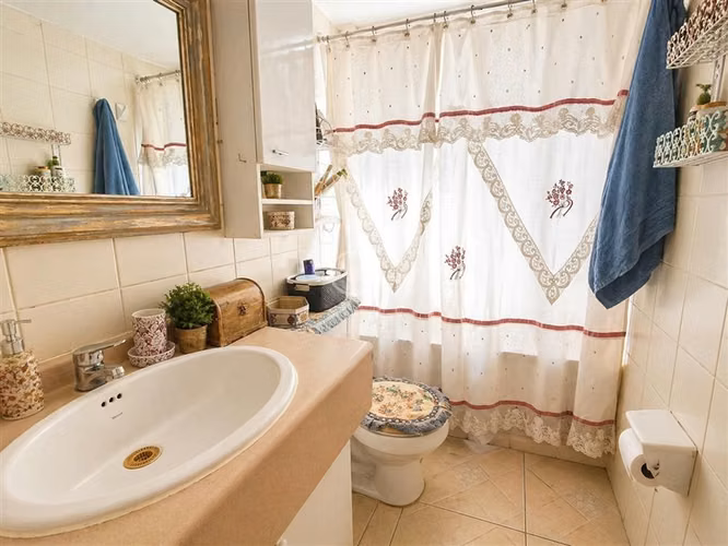 Departamento en venta de 3 dorm. Suecia / Plaza Ñuñoa
