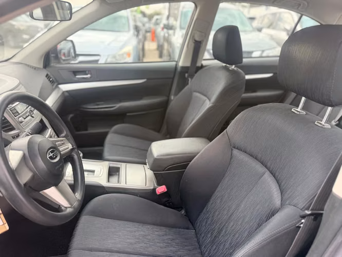 SUBARU LEGACY XS - Imagen 6