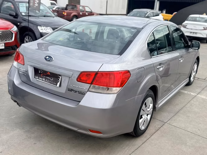 SUBARU LEGACY XS - Imagen 4