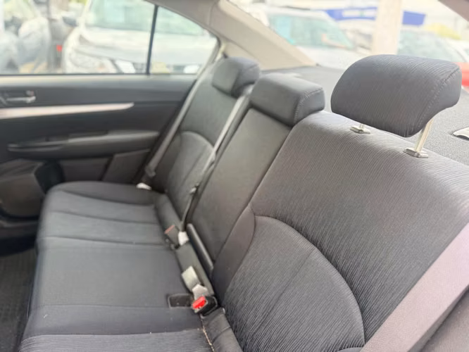 SUBARU LEGACY XS - Imagen 9