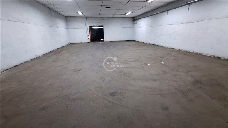 Industrial venta Q. Normal bodegas hormigón, oficinas FM