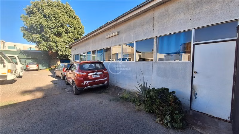 Industrial venta Q. Normal bodegas hormigón, oficinas FM