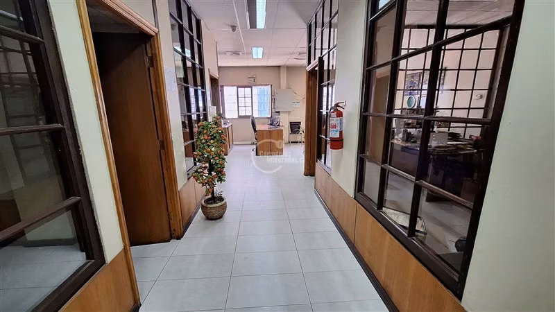 Industrial venta Q. Normal bodegas hormigón, oficinas FM