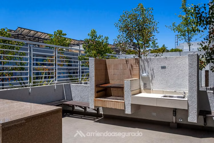 Departamento en Avenida María Rozas Velásquez
