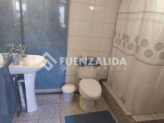 Venta Casa Independencia 7 dormitorio. 3 baños