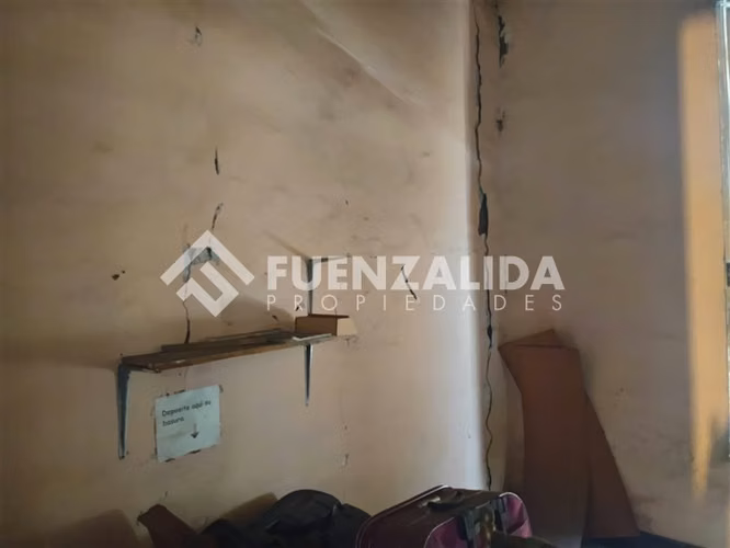 Venta Casa Independencia 7 dormitorio. 3 baños
