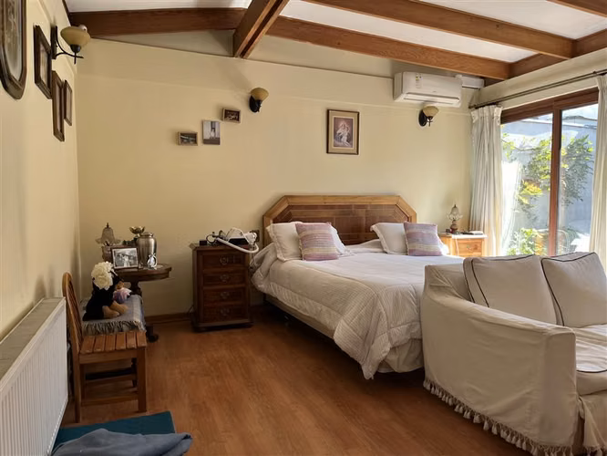 Casa en venta de 5 dorm. en Las Condes