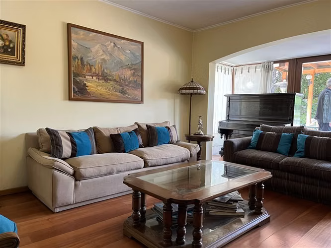 Casa en venta de 5 dorm. en Las Condes