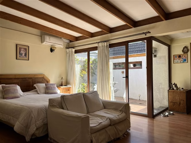 Casa en venta de 5 dorm. en Las Condes