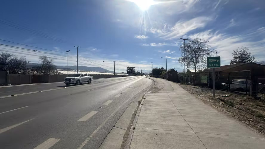 ARRIENDO TERRENO COMERCIAL ENTRADA QUILLOTA RUTA 60 CH