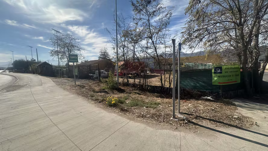 ARRIENDO TERRENO COMERCIAL ENTRADA QUILLOTA RUTA 60 CH