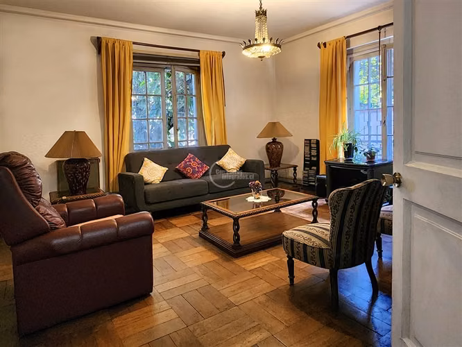 Casa en venta de 5 dorm. en Providencia