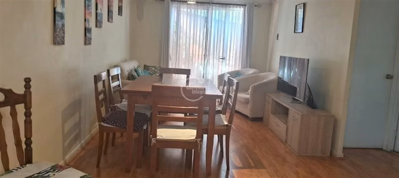 Casa en venta de 2 dorm. en Peñalolén