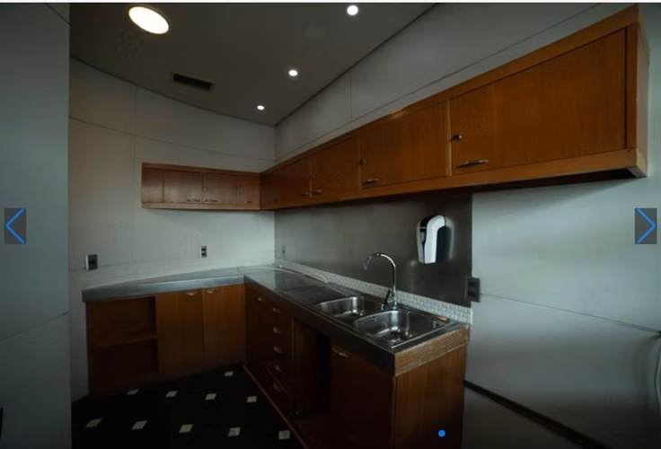 Arriendo OFICINA en Edificio Partio Birmann en Las Condes
