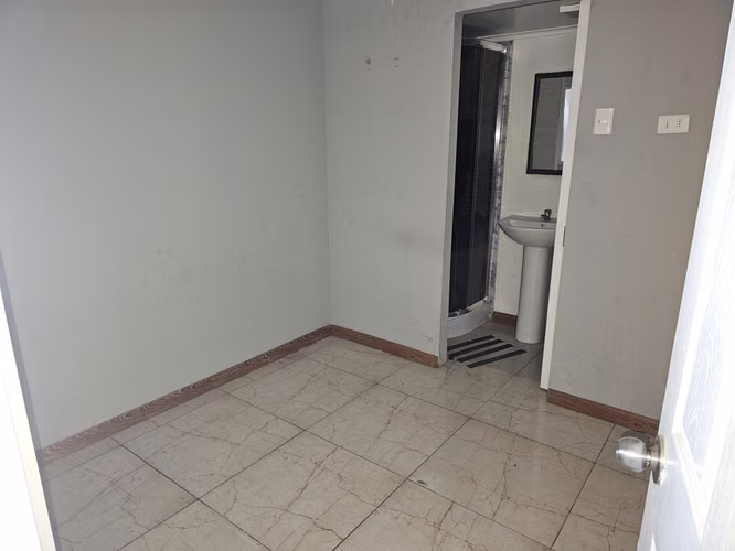 Hostal de 14 dormitorios en Arriendo - Sector Sur de Iquique