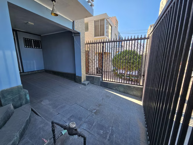 Hostal en Venta - Sector Sur de Iquique