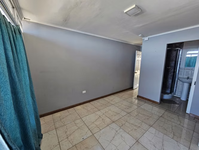 Hostal en Venta - Sector Sur de Iquique
