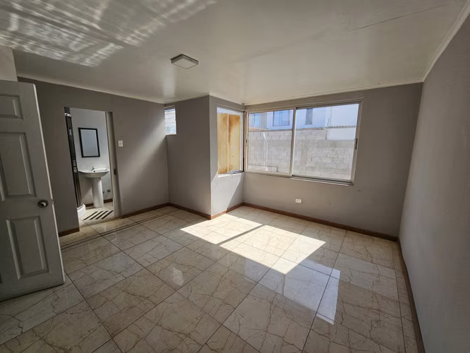 Hostal en Venta - Sector Sur de Iquique