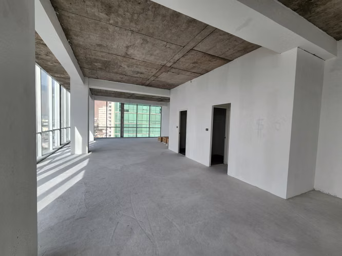 En Venta Oficina ubicada en el piso 8 – Edificio Torre Capital