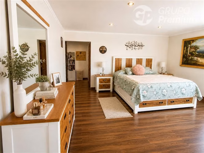 VENDO PARCELA CON MODERNA CASA, AMPLIOS ESPACIOS, TAMBILLLOS - Imagen 13