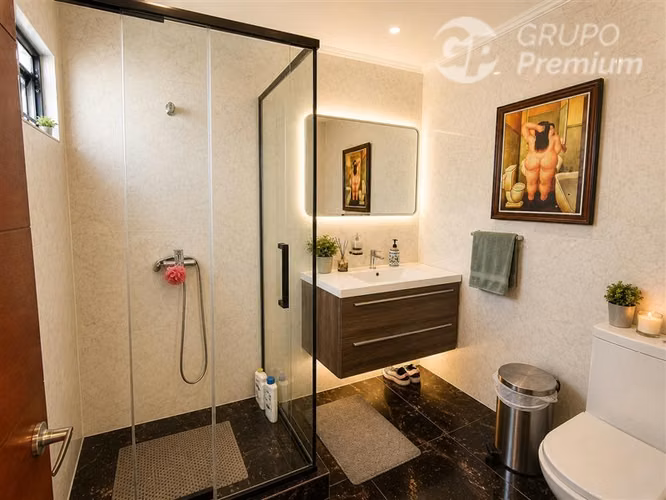 VENDO PARCELA CON MODERNA CASA, AMPLIOS ESPACIOS, TAMBILLLOS - Imagen 17